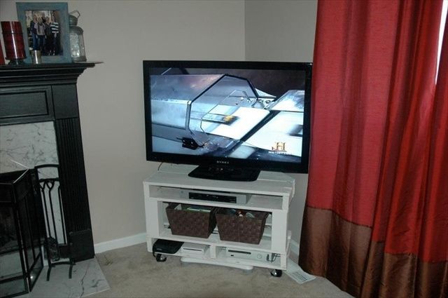much about pallet TV stand and how can it be created using pallet wood 