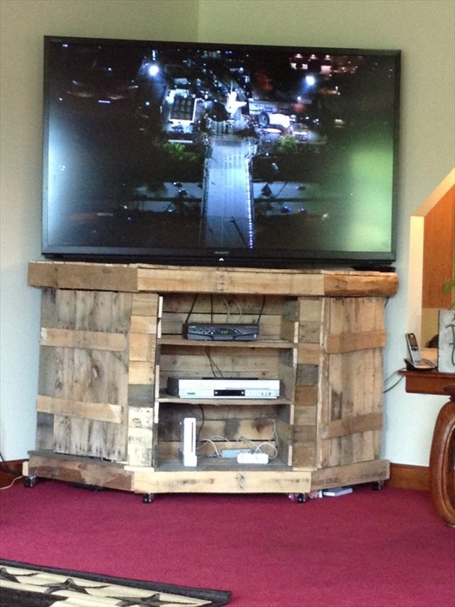  the room finally you can enjoy watching tv on your new pallet tv stand