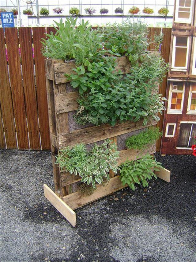 25 diy pallet garden projects pallet furniture plans