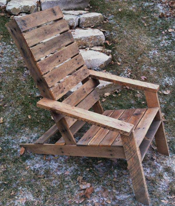 Oak Pallet Adirondack chair | Pallet Furniture Plans