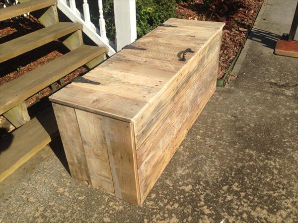 Pallet Toy Chest