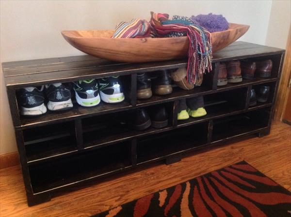 Easy Build Woodworking Wood Pallet Shoe Rack Plans