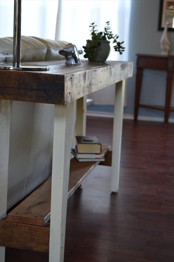 DIY Reclaimed Wood Sofa Table | Pallet Furniture Plans