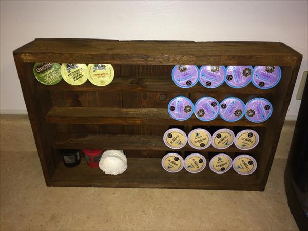 DIY Pallet K-Cup Holder | Pallet Furniture Plans