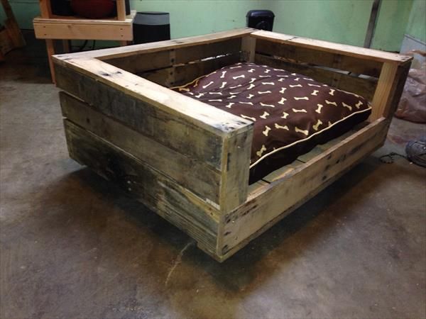 DIY Rustic Pallet Dog Bed  Pallet Furniture Plans