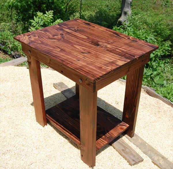 wooden pallet side table and end table