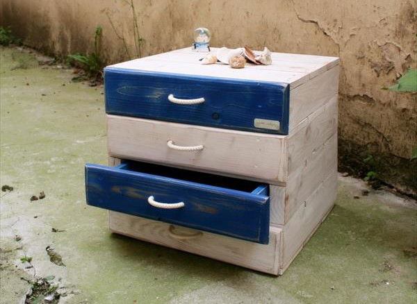 upcycled wooden pallet nighstand