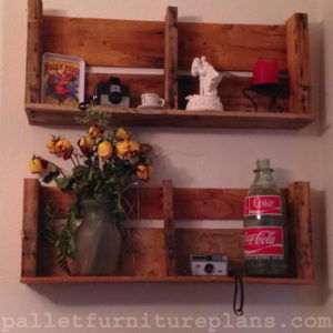 DIY Pallet Shelves to Manage Your Things | Pallet Furniture Plans