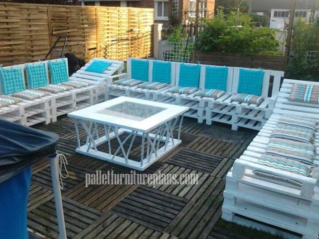 pallet deck furniture