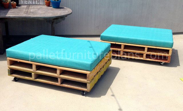 Multipurpose Rolling Diy Pallet Daybed Pallet Furniture Plans