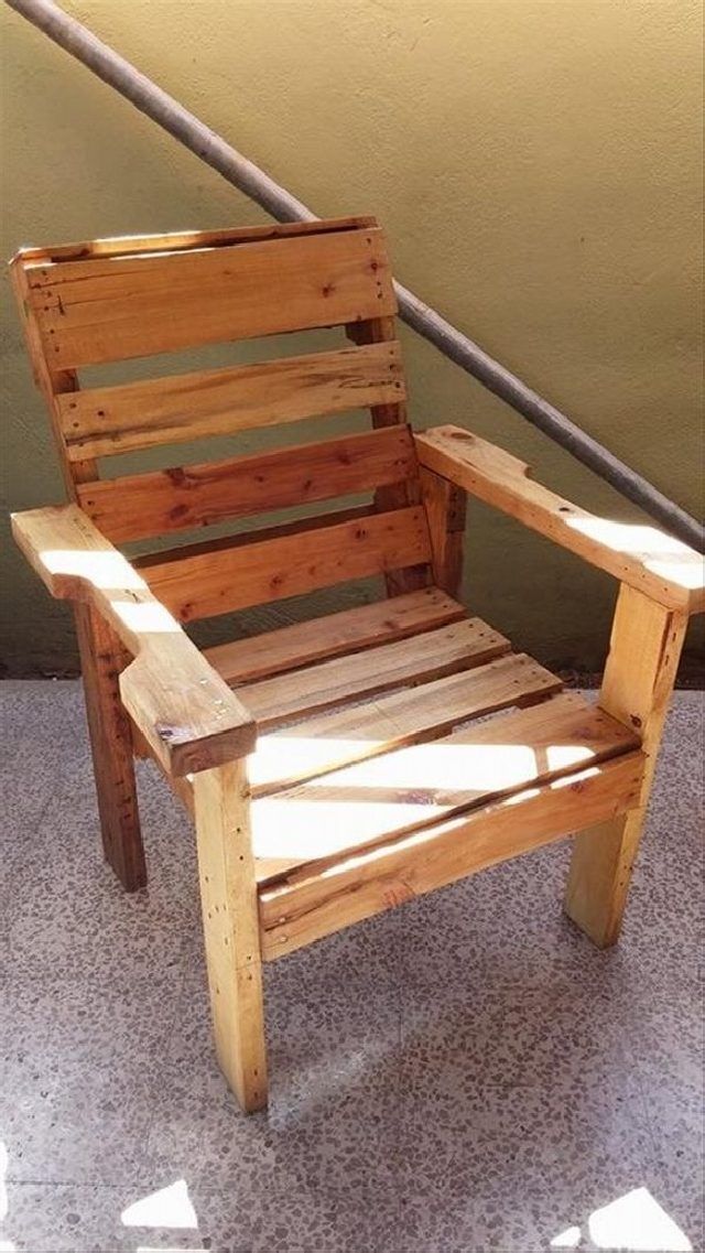 Recycled Wood Pallet Chair