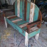 DIY Rustic Pallet Bench
