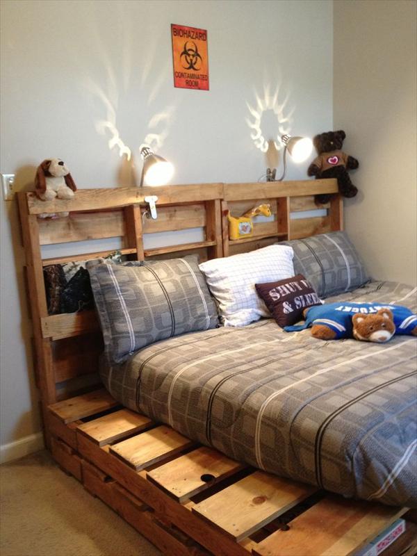 DIY Wooden Pallet Beds | Pallet Furniture Plans