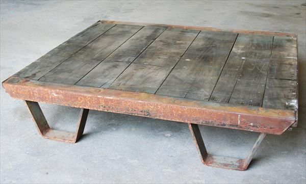 recycled pallet metal table