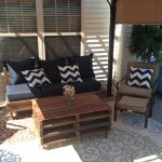 upcycled pallet coffee table with wheels