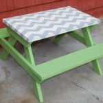 recycled pallet picnic table