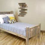recycled pallet bed plan