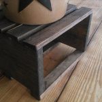 recycled pallet table riser