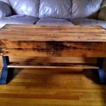 repurposed pallet coffee table