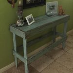 recycled pallet entryway table