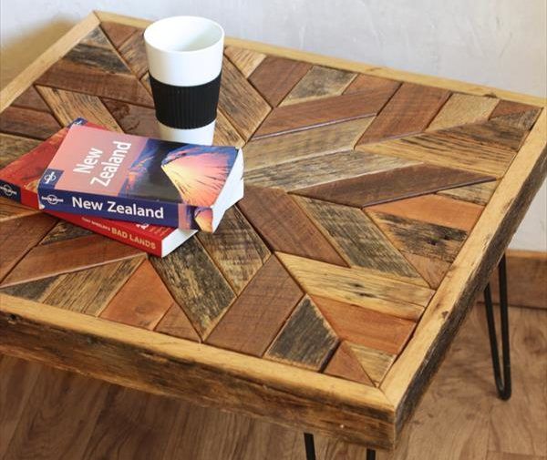 Pallet Coffee Table With Star Pattern Top Furniture Plans - Diy Pallet Wood Table Top Ideas